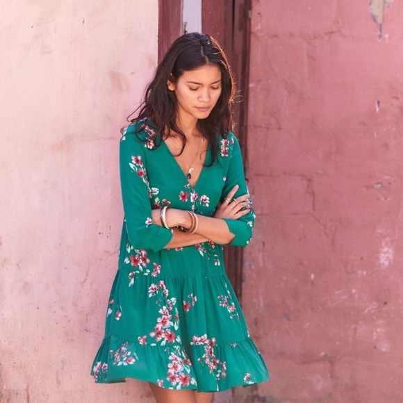 SOLD! SEZANE Green Floral AURE Silk Trapeze Dress - Picture 2 of 7